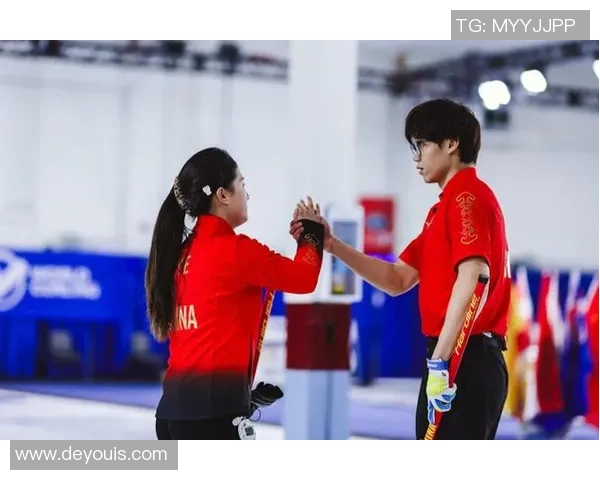 冰壶赛场步步为营 我国组合五连胜确定小组头名